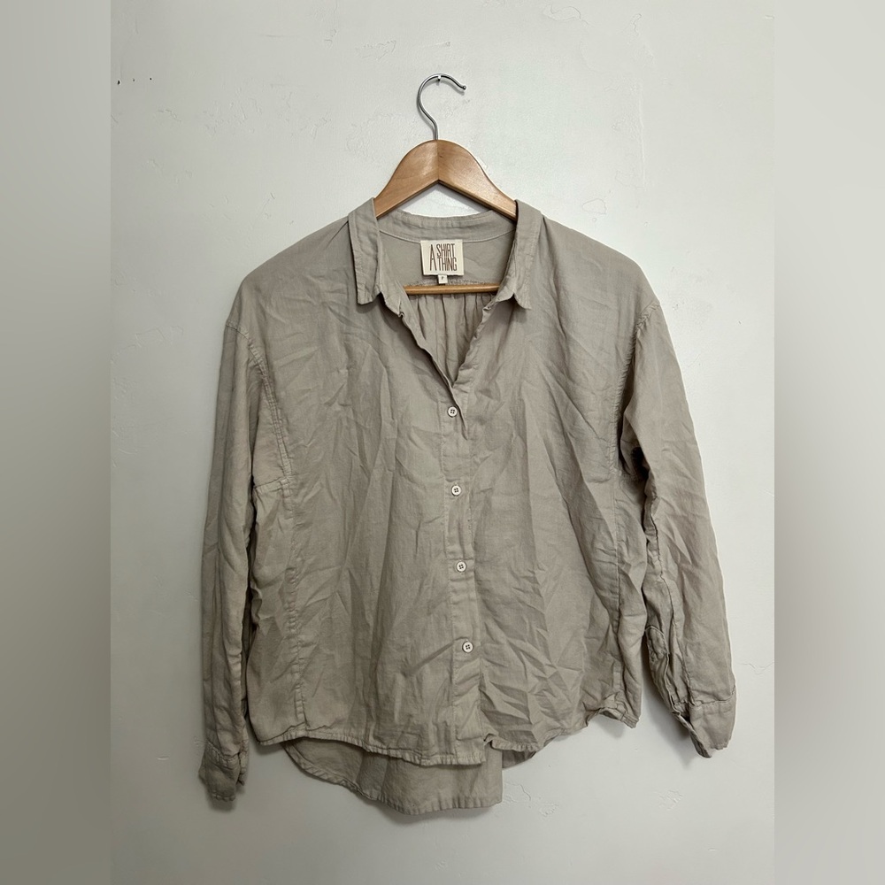 A shirt thing‎ size p cream button down